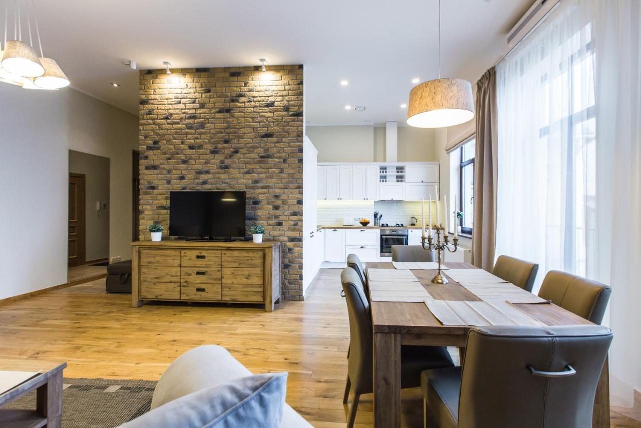 Riga Lux Apartments - Ernesta, Free Parking Esterno foto